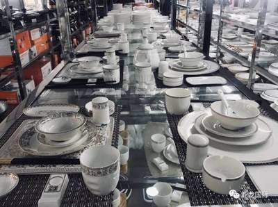 熱烈祝賀南陽地區(qū)最具特色的廚具工廠店盛大開業(yè)！